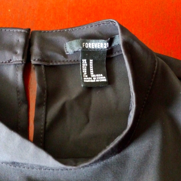 Forever 21 - Picture 5 of 7